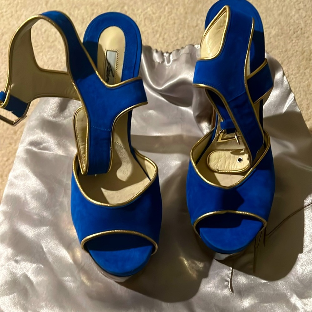 Brianatawood. Madison ave 665 wore once great condition